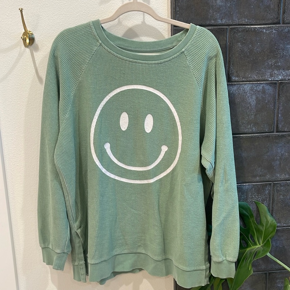 Altar’d State Lilah smile sweatshirt